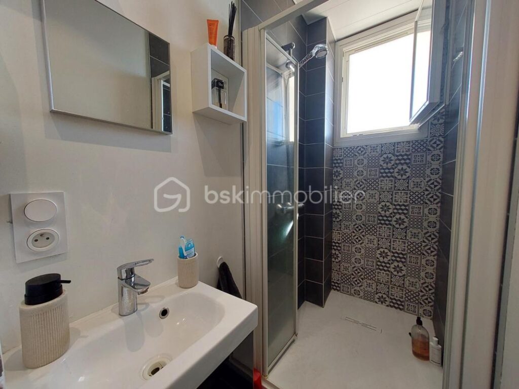 ✨ Appartement T3 avec jardin et vue exceptionnelle à Royat ✨ – 3 pièces – 2 chambres – 65 m²