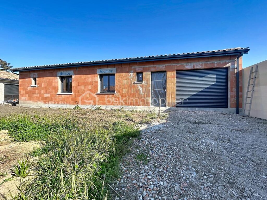 Opportunité ! Coeur de Laruscade – 5 pièces – 3 chambres – 150 m²