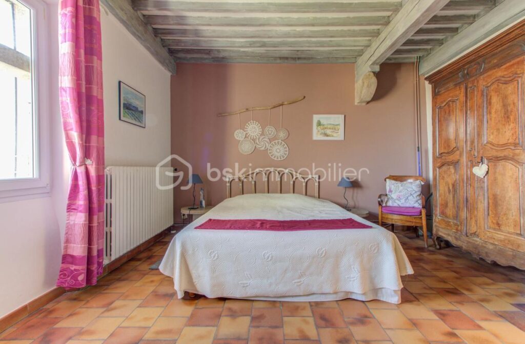 EXCLUSIVITÉ – Maison en pierre avec vue panoramique – Savasse (Drôme provençale) – 7 pièces – 3 chambres – 130 m²