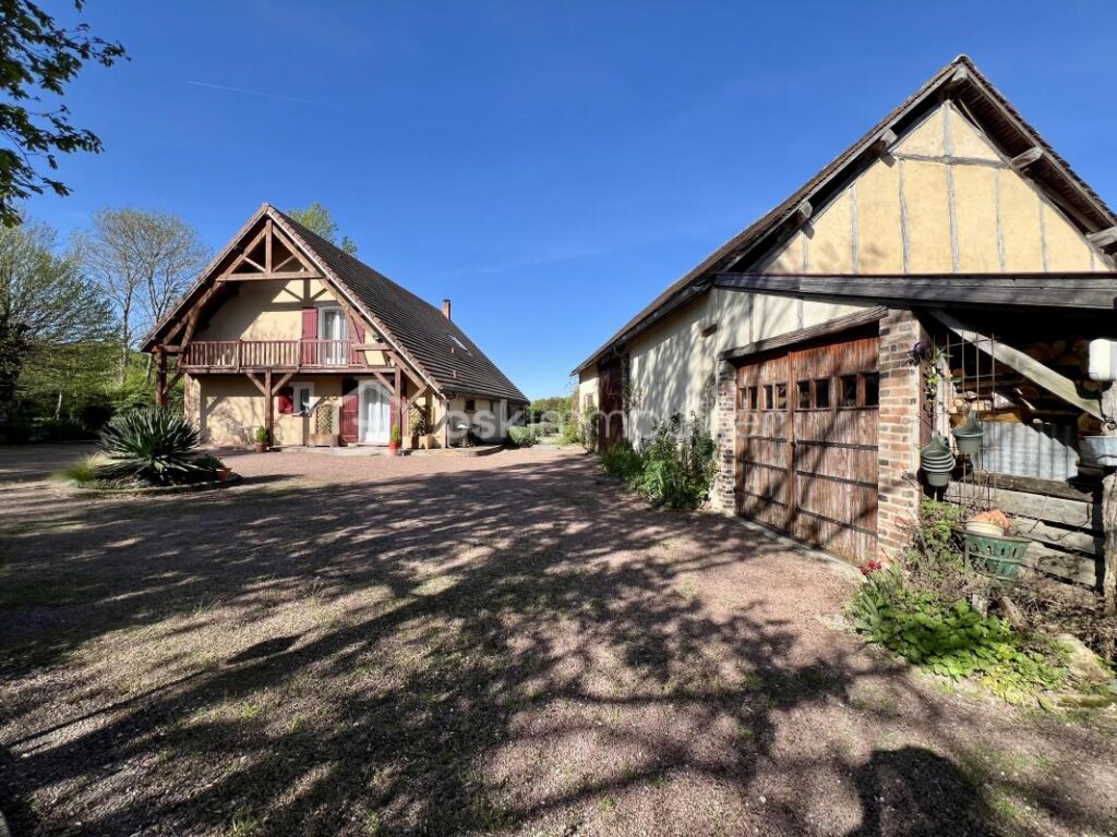 Maison traditionnelle – 5 pièces – 3 chambres – 162 m²