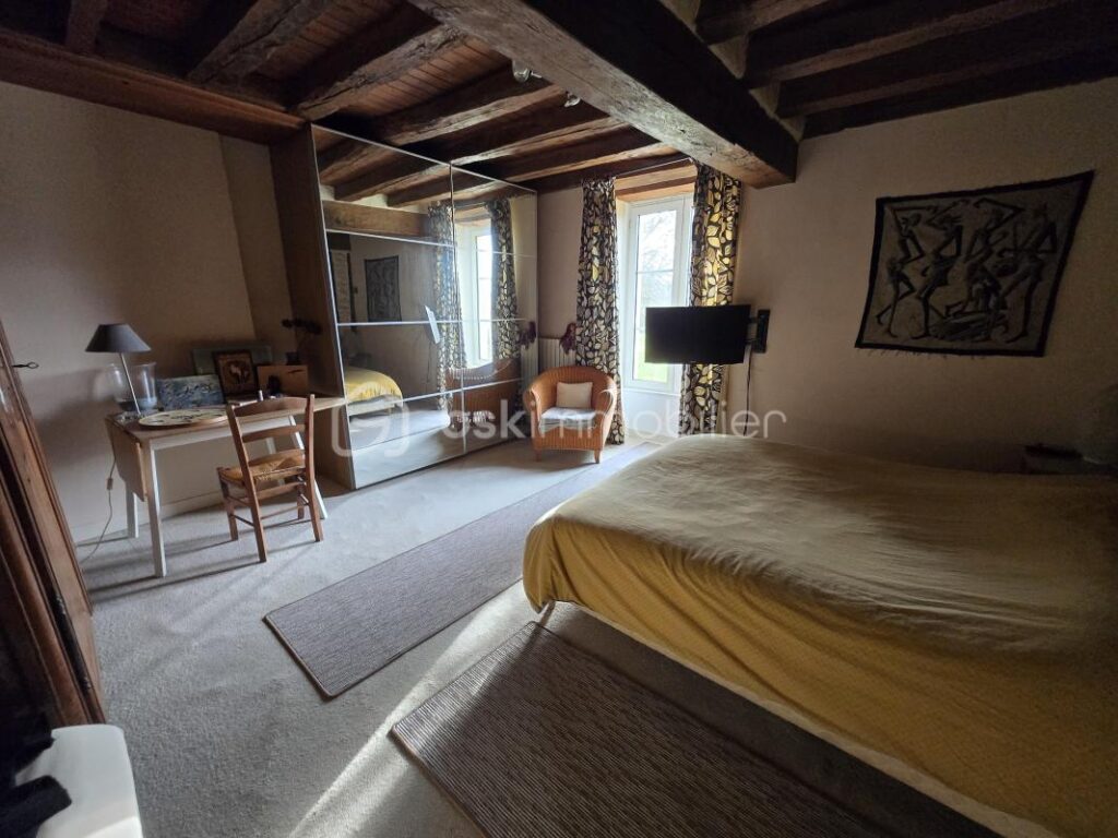 Magnifique Corps de Ferme de 188 m² à Chaulgnes – 5 pièces – 4 chambres – 188 m²