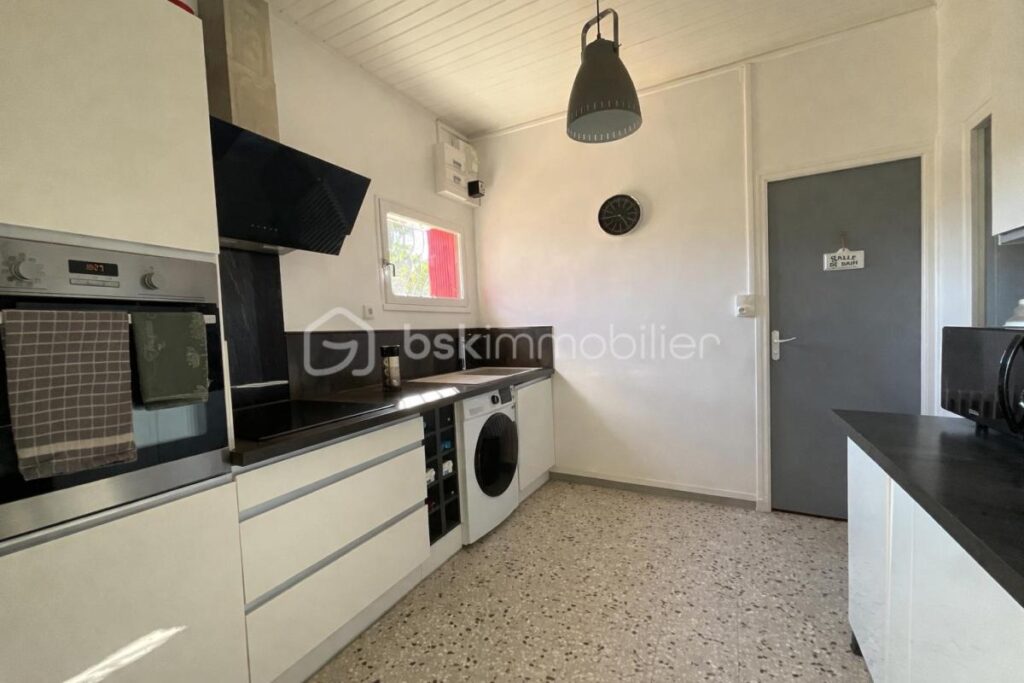 Charme bucolique et tranquillité à La Grand-Combe : Maison de village rénové avec terrasses ensoleillées – 3 pièces – 2 chambres – 65 m²