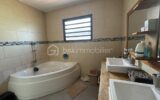 À vendre : Magnifique maison F5 de 2020 dans le cirque de Cilaos, à l’île de La Réunion – 5 pièces – 4 chambres – 137 m²