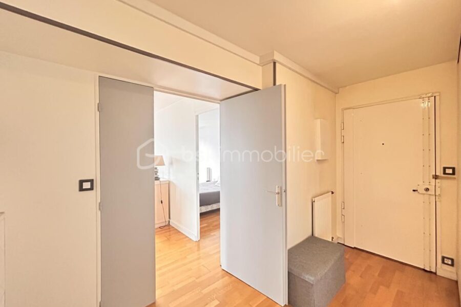 Appartement à vendre à Creteil — Vue sur la ville — photo 12