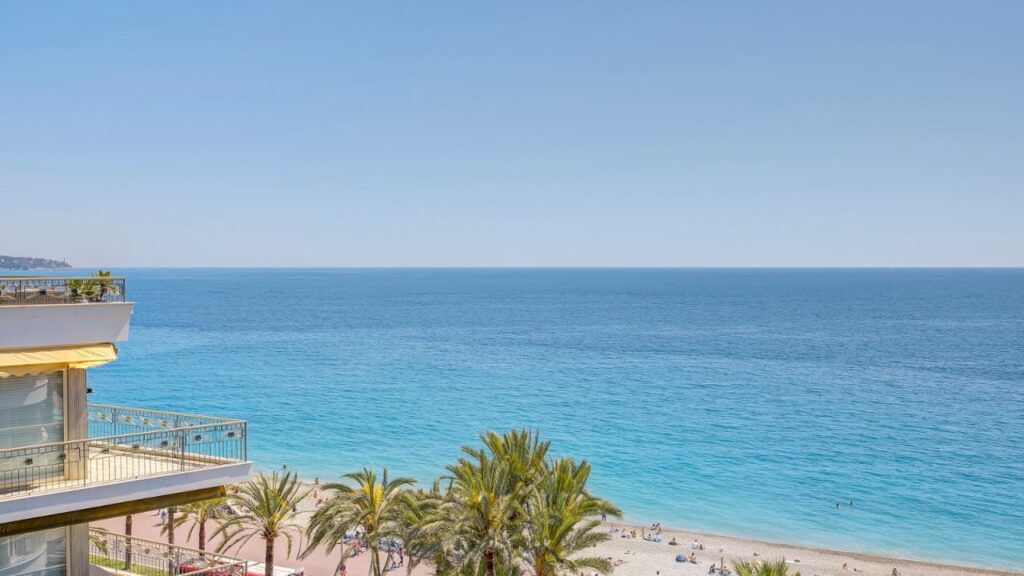 Exceptionnel Nice Promenade 3/4p en dernier étage avec terrasses – 4 pièces – 2 chambres – 123 m²