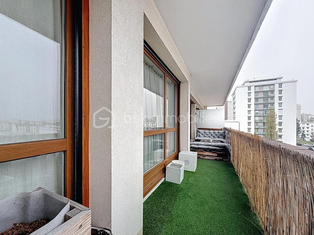 HAUTS DE RUEIL – T2 Dernier étage • large balcon plein soleil • Cave • Parking sécurisé – 2 pièces – 1 chambre – 56 m²