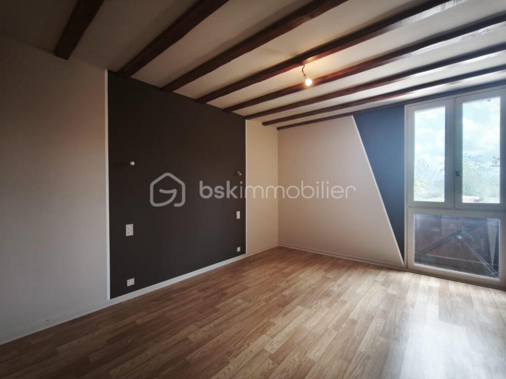Charmant corps de ferme rénové – 6 pièces – 5 chambres – 205 m²