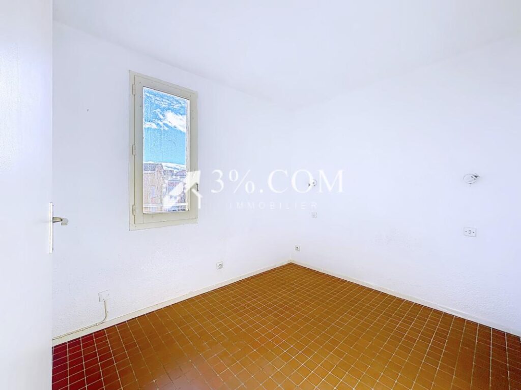 Appartement T2- belle vue sur le Port & les bateaux – parkin – 3 pièces – 1 chambre – 43 m²