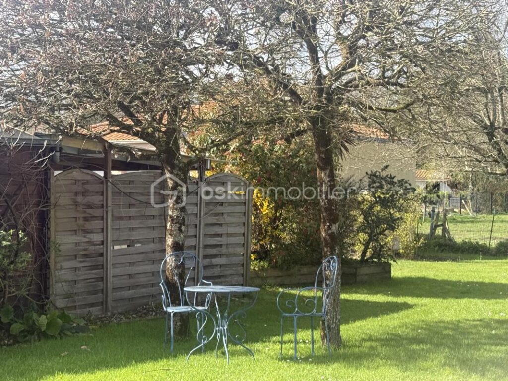 Maison familiale avec piscine chauffée – 7 pièces – 4 chambres – 150 m²