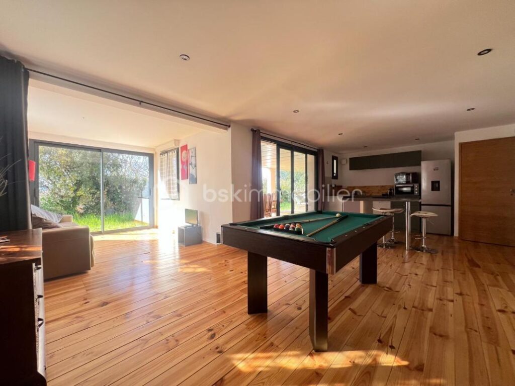 DOMAINE D’EXCEPTION 215m² – VUE CÉVENNES – SPA & GÎTE – 8 pièces – 4 chambres – 215 m²