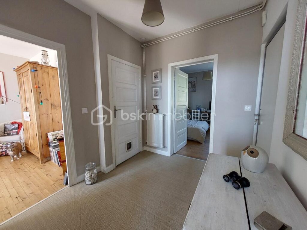 ✨ Appartement T3 avec jardin et vue exceptionnelle à Royat ✨ – 3 pièces – 2 chambres – 65 m²