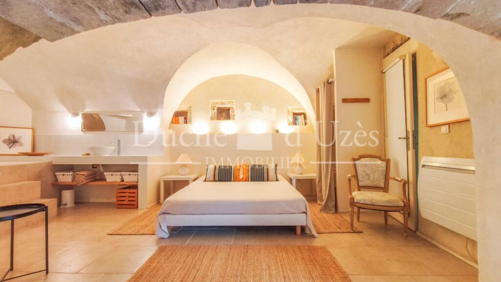 Maison – 6 pièces – 3 chambres – 150 m²