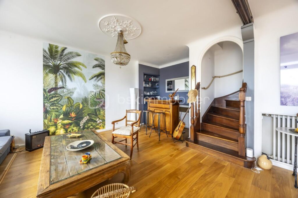 Duplex d’exception avec vue imprenable sur le port de Ciboure – 4 pièces – 2 chambres – 134 m²