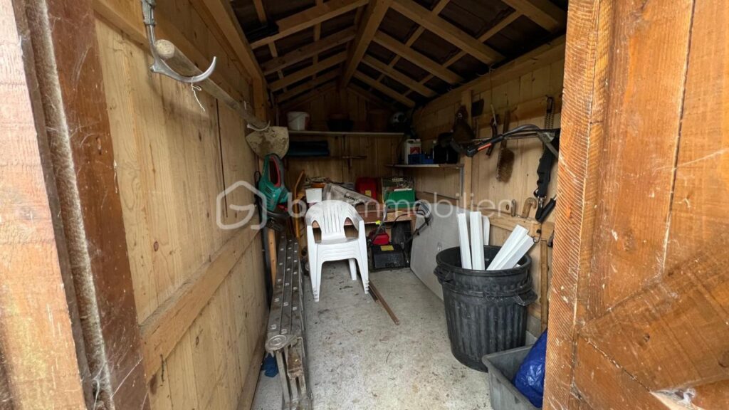 Maison de 168m² sur terrain de 2167m² – 5 pièces – 3 chambres – 168 m²