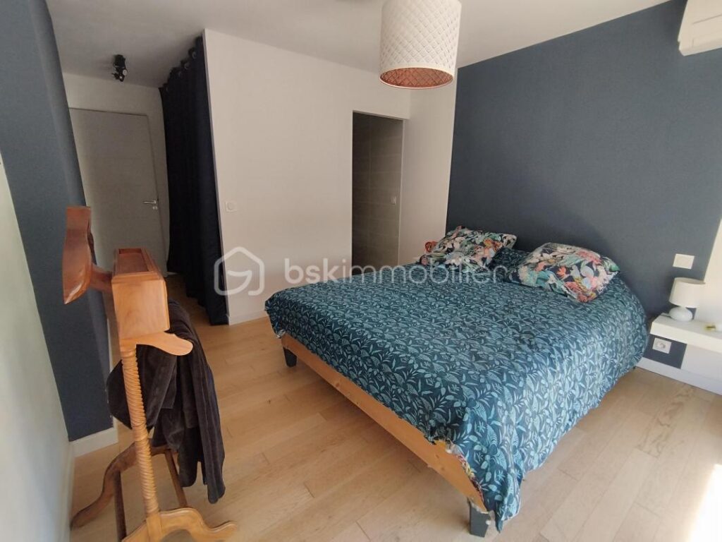 VILLA 3 FACES – 4 CHAMBRES – PISCINE – TOULOUGES – 5 pièces – 4 chambres – 119 m²