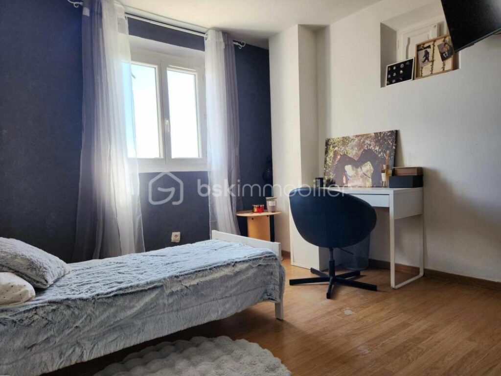 Villa provençale avec grand garage – 4 pièces – 3 chambres – 105 m²