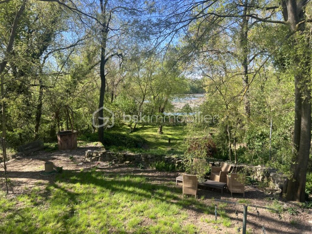 MAISON ATYPIQUE DE 90M² – 4 pièces – 2 chambres – 90 m²