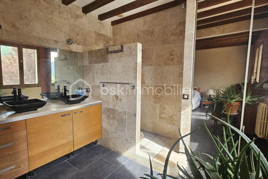 Maison à vendre à La batie montsaleon