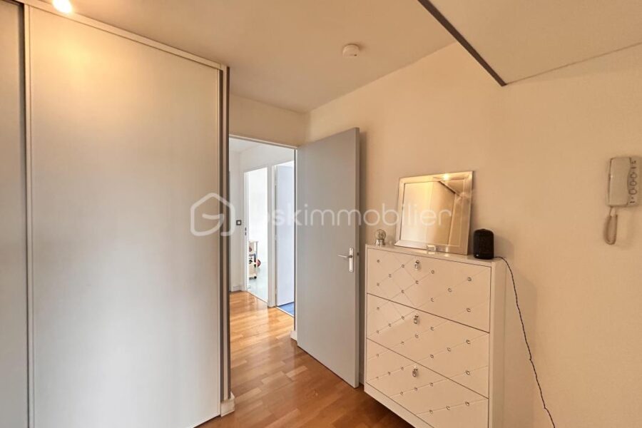 Appartement à vendre à Creteil — Vue sur la ville — photo 13