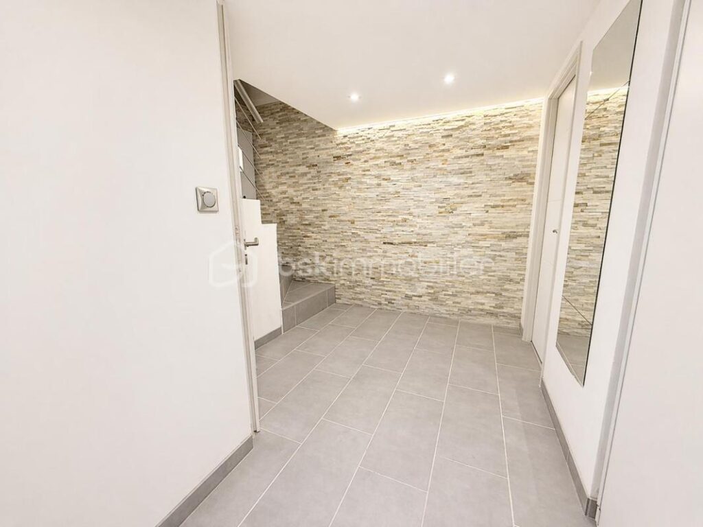 🏡 Maison avec vue exceptionnelle – Havre de paix au pied du Vercors à 20 min de Grenoble (Saint Quentin sur Isère) – 4 pièces – 2 chambres – 134 m²
