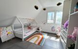 Maison contemporaine 2015 – 140m2 – 5,12 ares de terrain – 5 pièces – 4 chambres – 140 m²