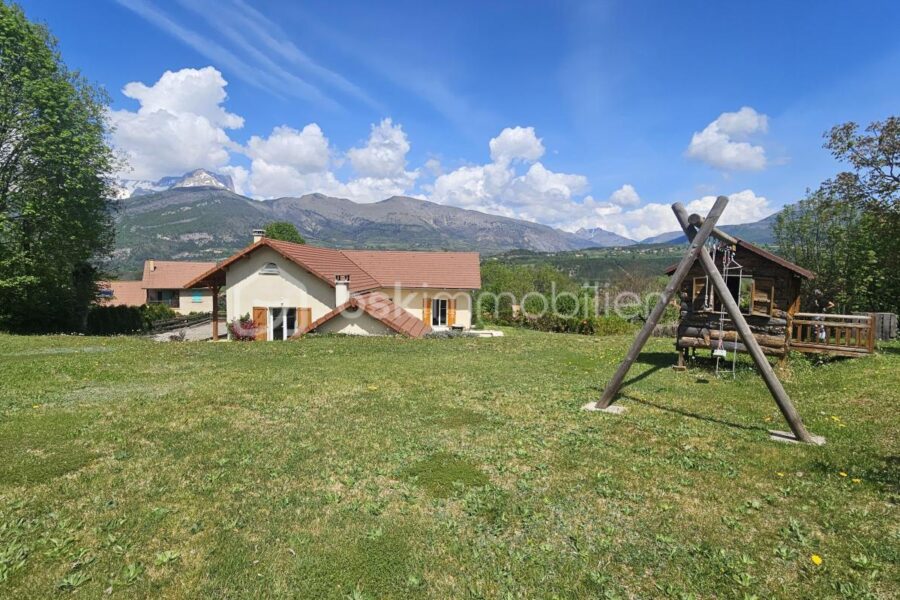 Maison à vendre à La roche des arnauds