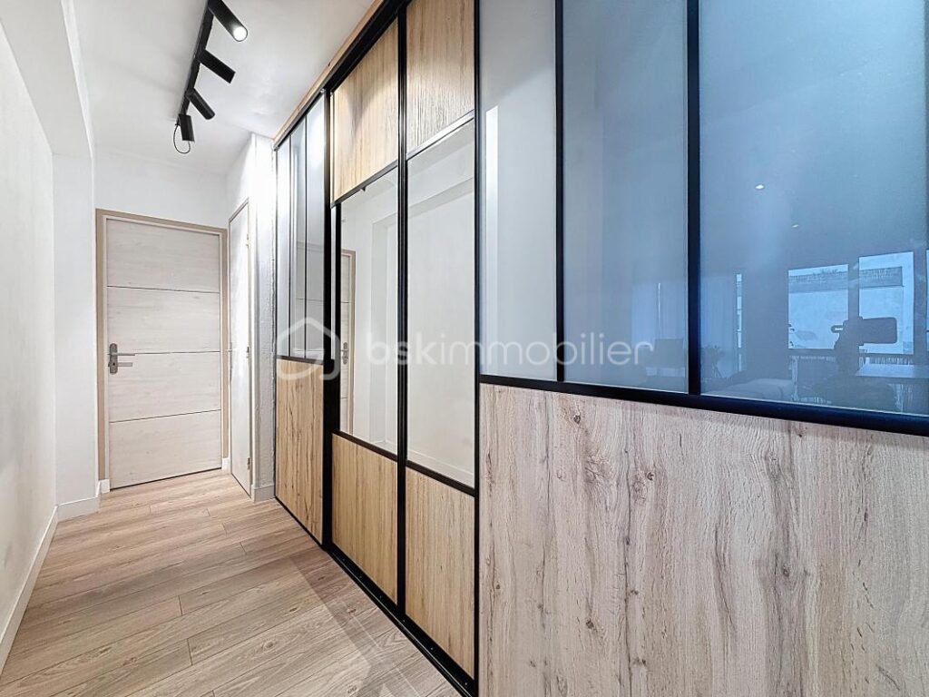 HAUTS DE RUEIL – T2 Dernier étage • large balcon plein soleil • Cave • Parking sécurisé – 2 pièces – 1 chambre – 56 m²