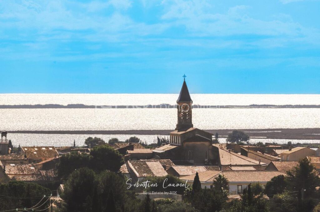 Mireval – Duplex meublé T4 99 m² – Terrasse – Vue étangs et mer – 4 pièces – 3 chambres – 99 m²