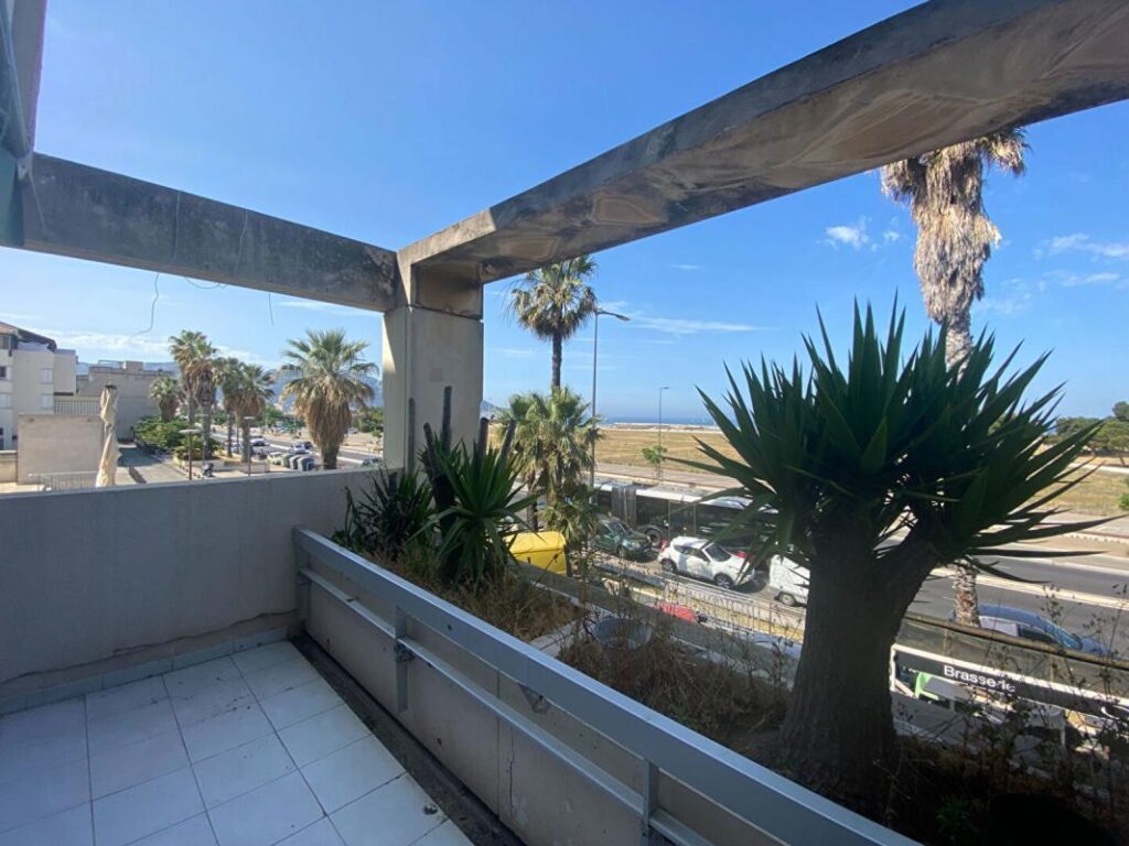 Bel Appartement T2 VUE MER – Quartier LA PLAGE 13008 Marseille – réf : 933 – 2 pièces – 1 chambre – 45 m²