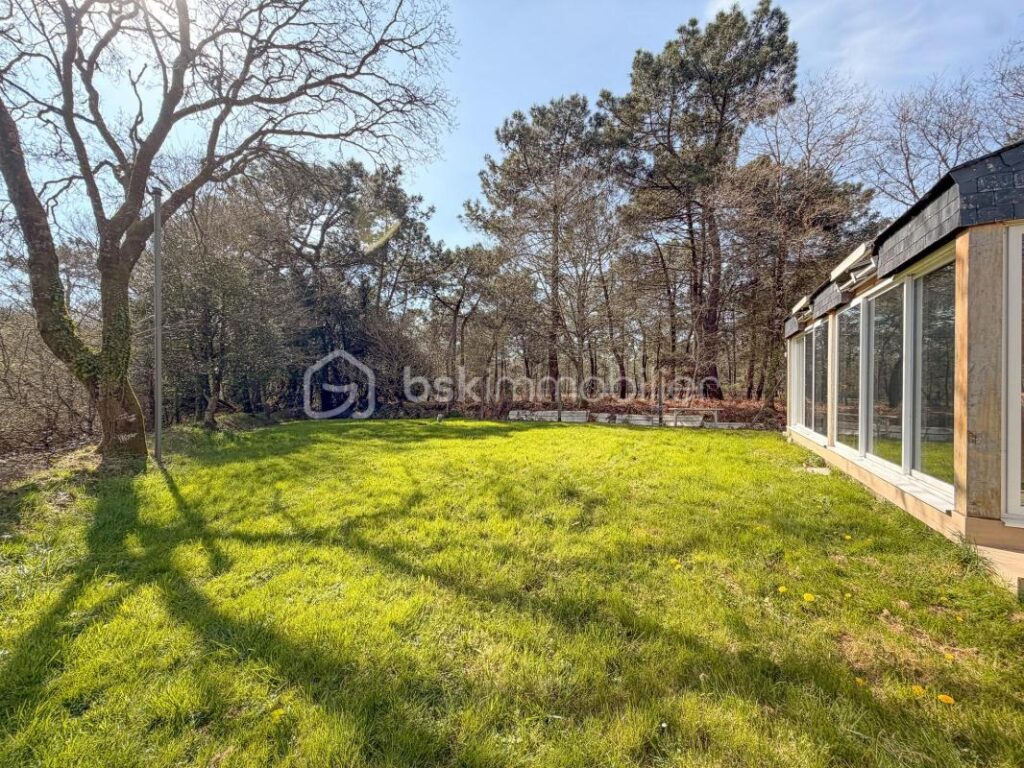 BRECH – Maison d&rsquo;environ 117 m2 habitables – 5 pièces – 3 chambres – 117 m²