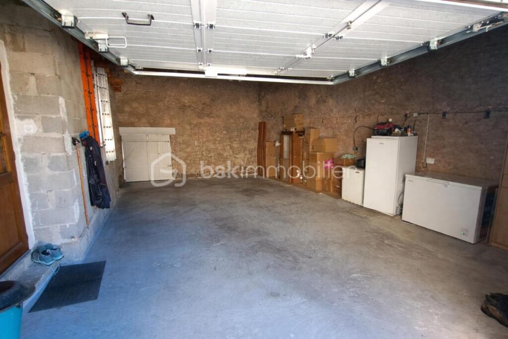 Corps de ferme – 4 pièces – 3 chambres – 136 m²