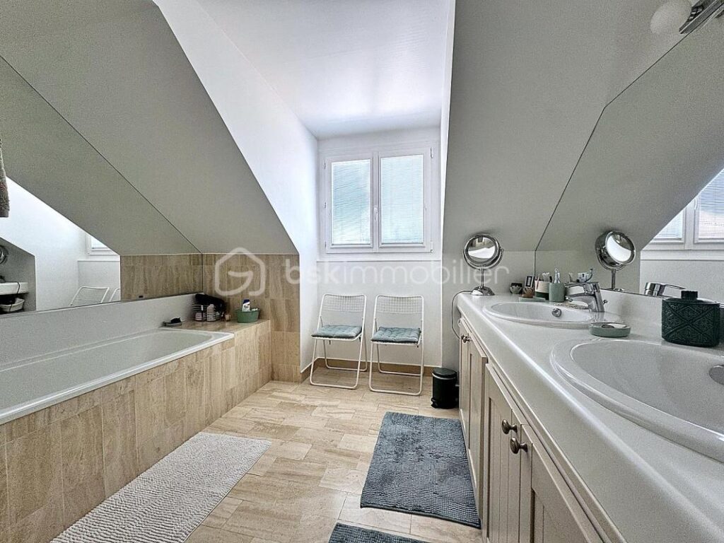 Marolles-en-Hurepoix – 6 pièces – 4 chambres – 178 m²