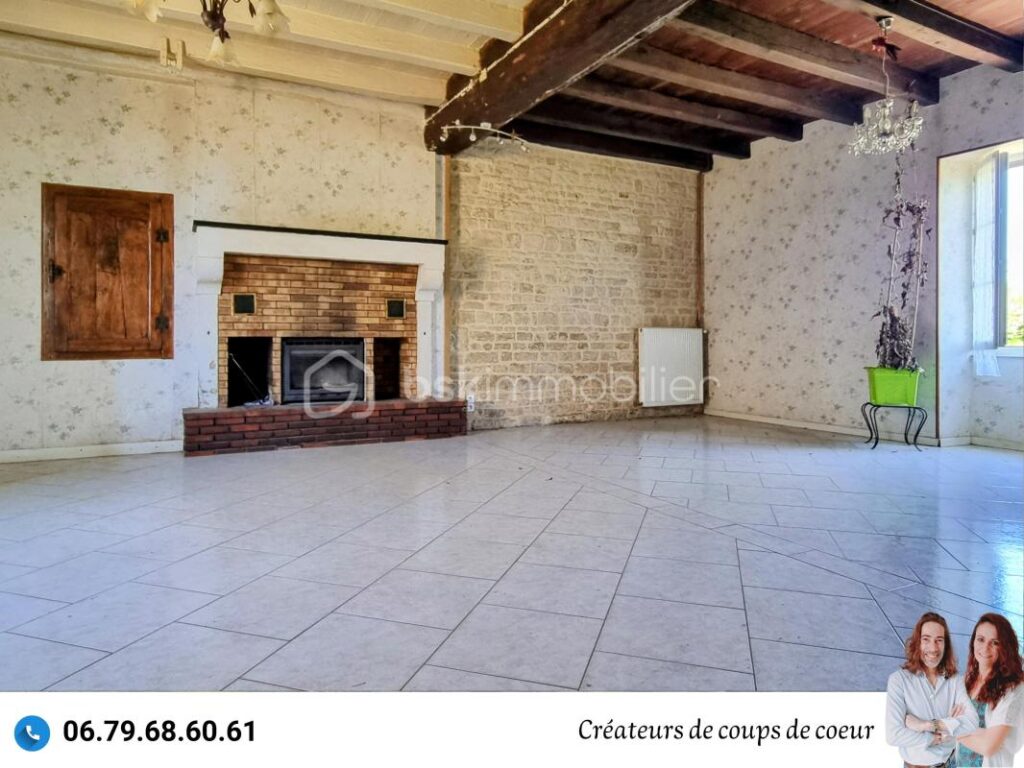 Ancien corps de ferme à rénover – 5 pièces – 4 chambres – 173 m²