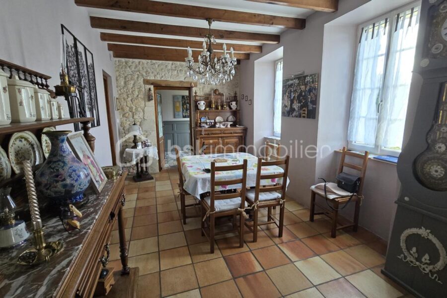 Maison à vendre à Saint bonnet sur gironde