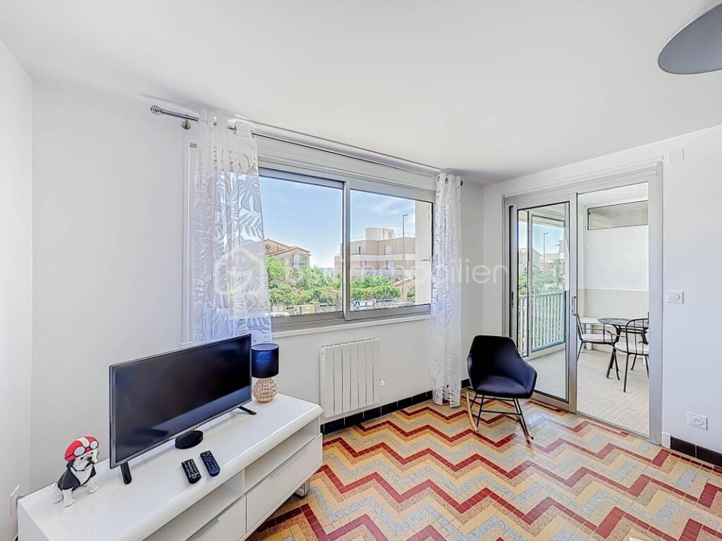 *** Appartement T3 rénové avec parking Vue MER à PALAVAS *** – 3 pièces – 2 chambres – 60 m²