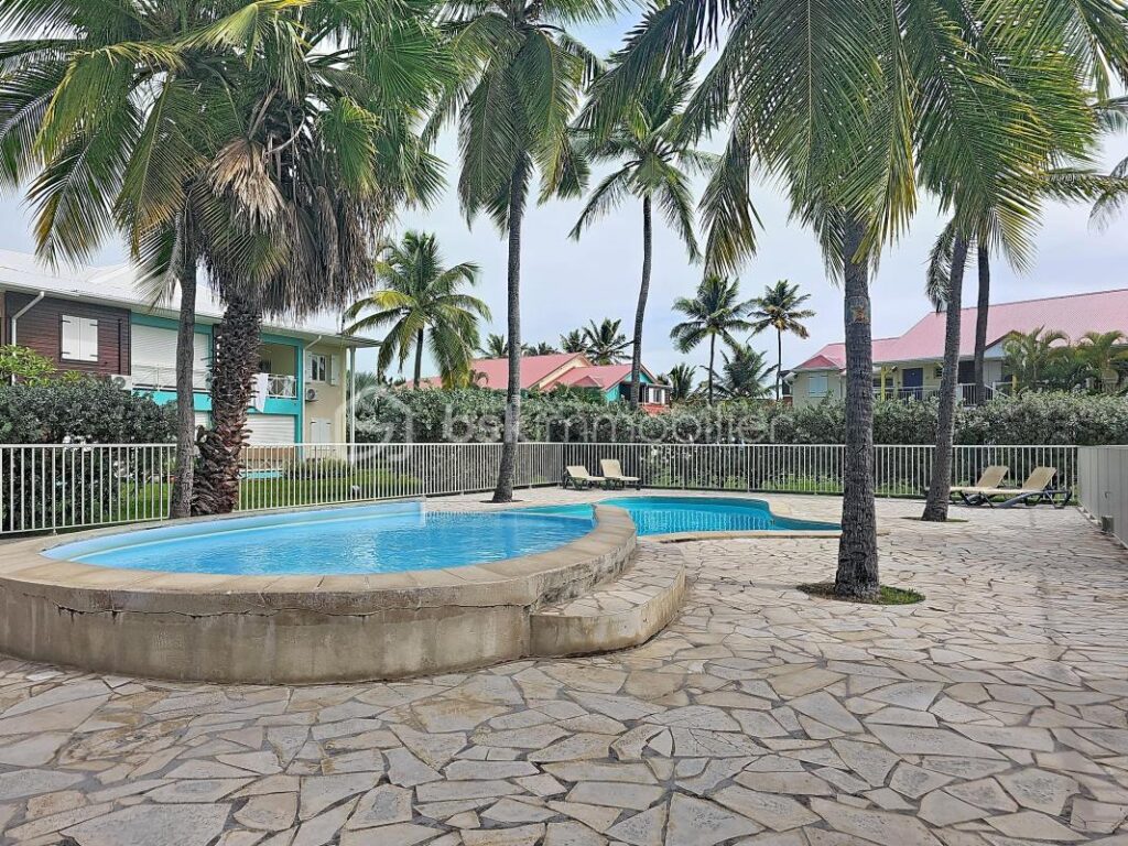 Appartement T4 74 m2 vue mer piscine – 4 pièces – 3 chambres – 73 m²