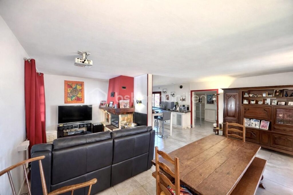 BARRAN – Maison de plain-pied 4 ch sur 4 500 m² – Garage 70m² avec 2 pièces à aménager en studio – 5 pièces – 4 chambres – 122 m²