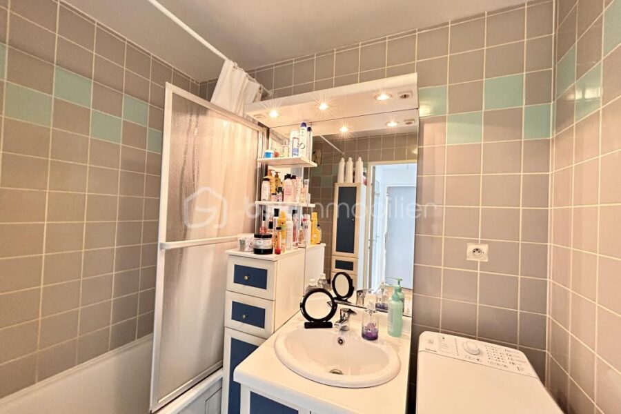 Appartement à vendre à Creteil — Vue sur la ville — photo 14