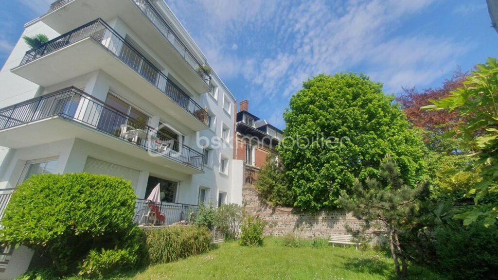 LES GOBELINS / APPARTEMENT DE 100M² / GARAGE / CAVE – 4 pièces – 2 chambres – 100 m²