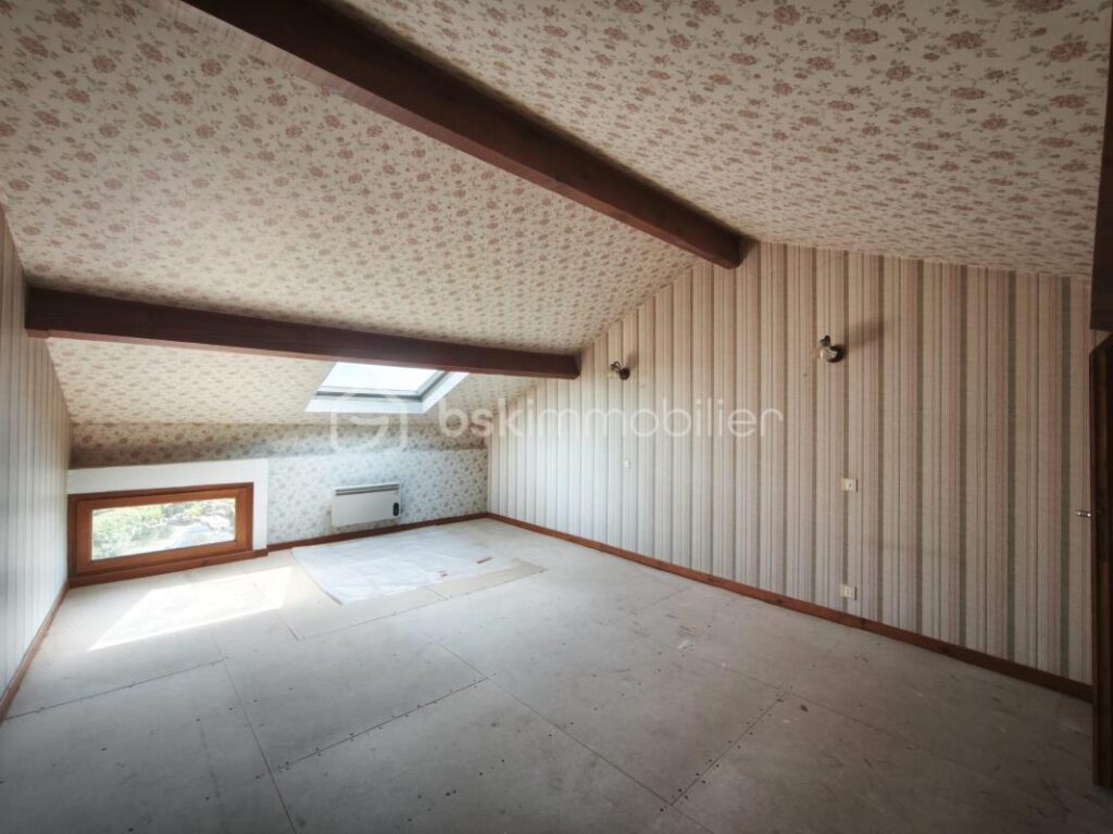 Charmant corps de ferme rénové – 6 pièces – 5 chambres – 205 m²