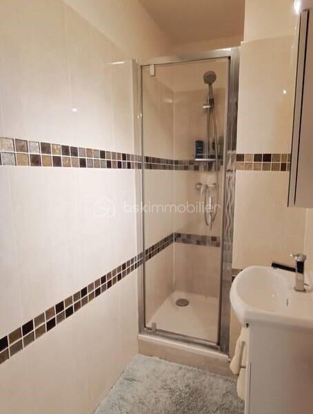 Appartement à vendre à Les lilas
