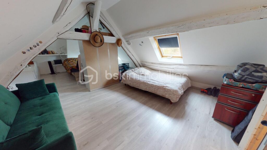 Maison de campagne 3 pièces 92 m² – 3 pièces – 1 chambre – 92 m²