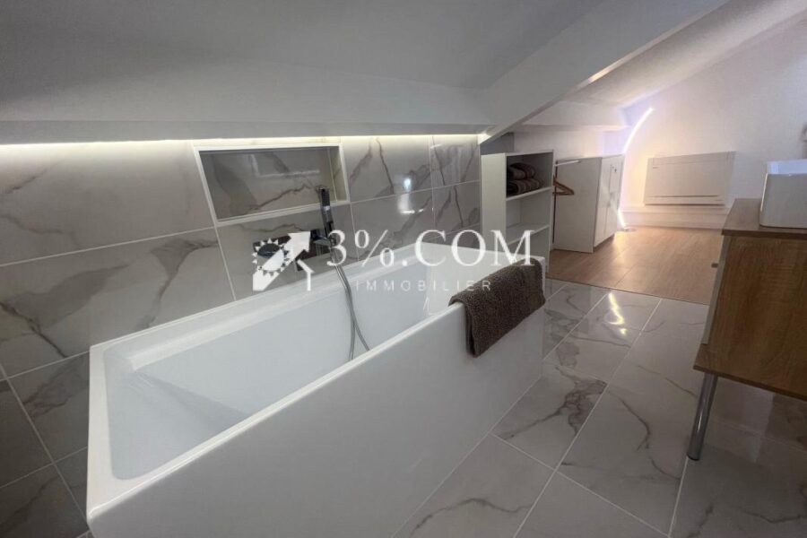 Appartement à vendre à Grimaud