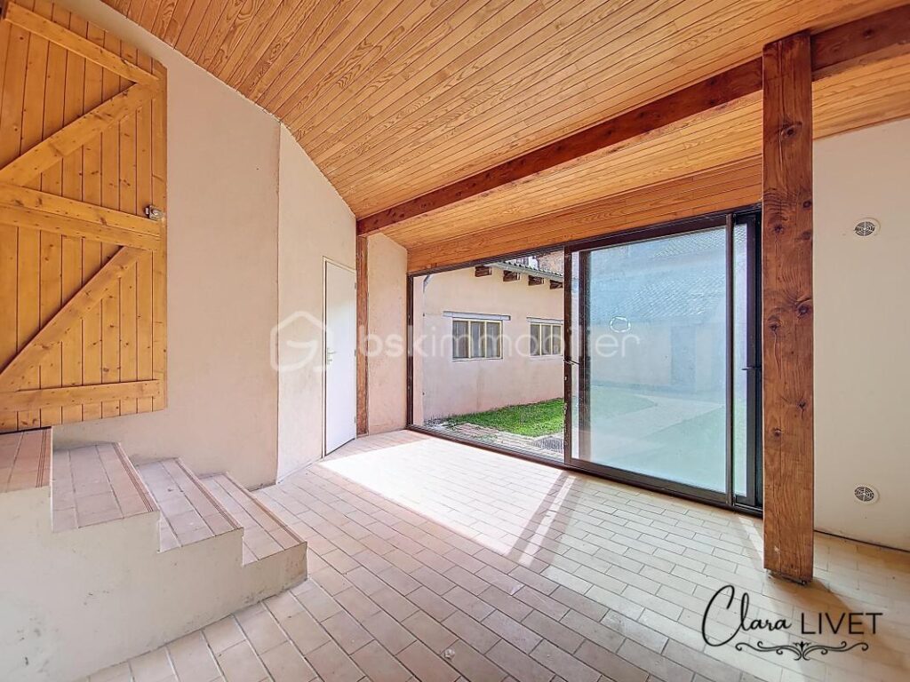 NOUVEAUTÉ – Maison rénovée avec jardin plein sud & grand garage – Chessy-les-Mines – 4 pièces – 3 chambres – 147 m²