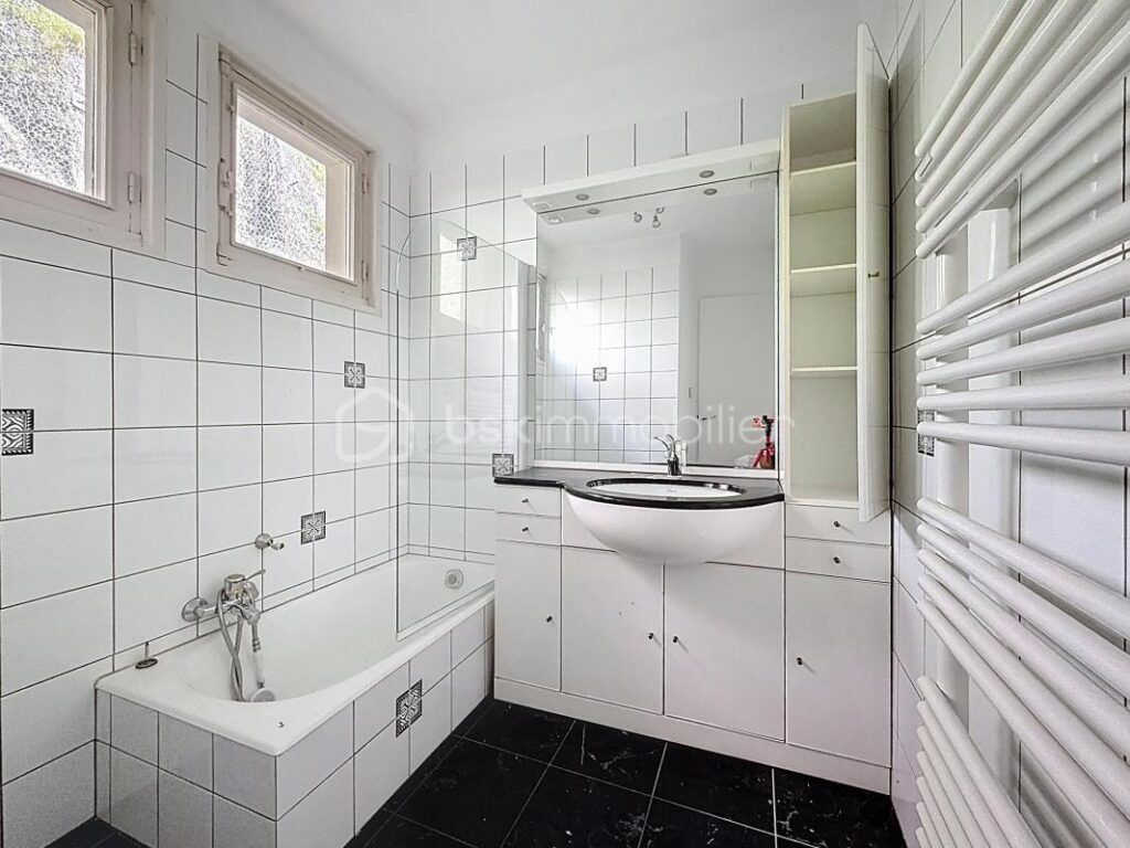 Maison située à quelques pas du centre ville ! – 5 pièces – 4 chambres – 120 m²