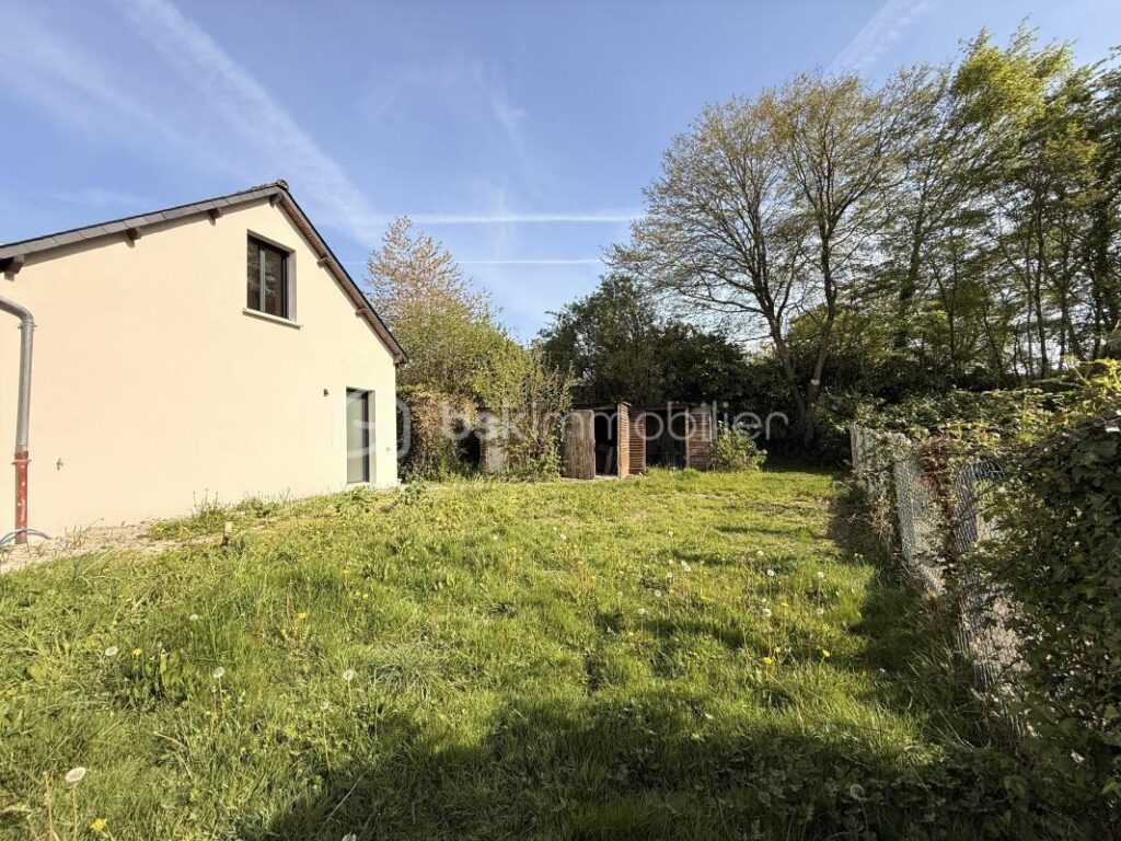 Maison de 104m2 entièrement rénovée – 4 pièces – 3 chambres – 104 m²