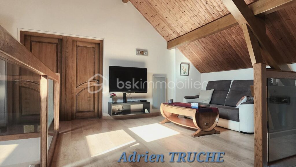 Magnifique cadre panoramique à découvrir – 5 pièces – 3 chambres – 125 m²