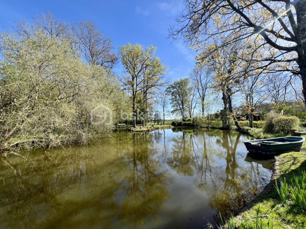 Maison traditionnelle – 5 pièces – 3 chambres – 162 m²