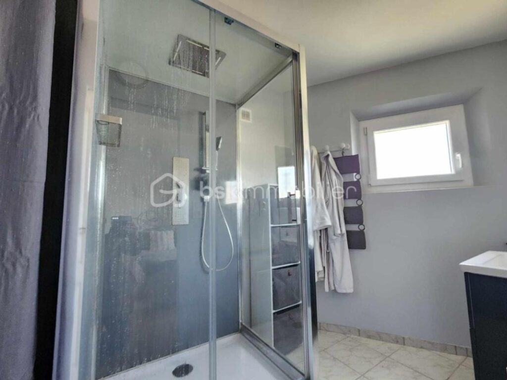 Villa provençale avec grand garage – 4 pièces – 3 chambres – 105 m²