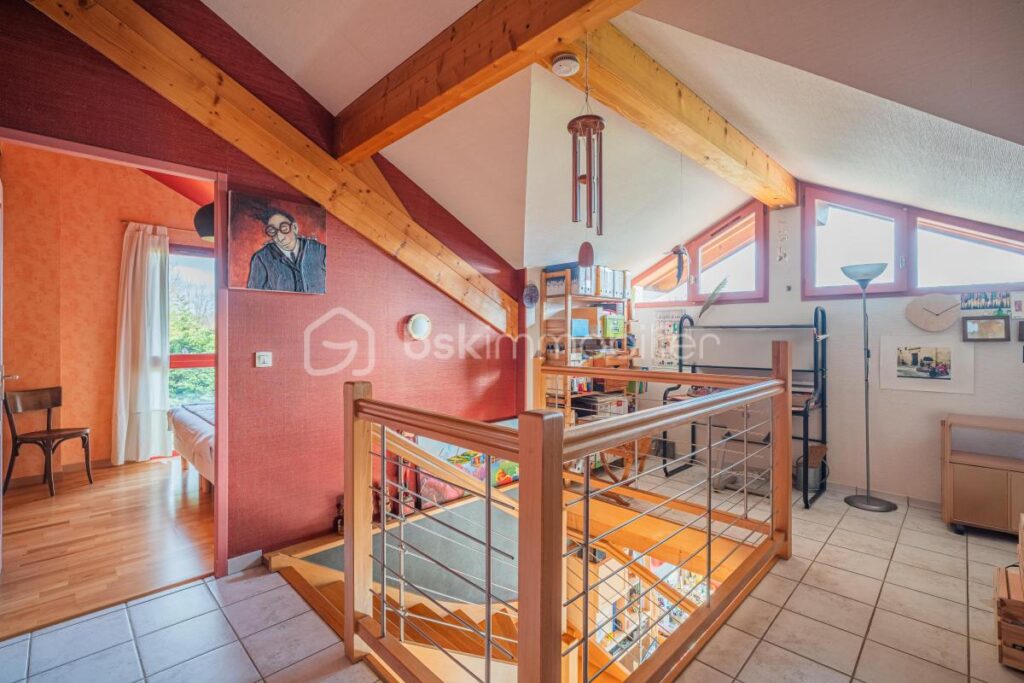 Chaleureuse Maison ossature bois 5 pièces de 153 m2 – 5 pièces – 4 chambres – 112 m²